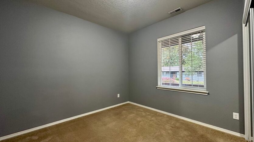 18885 Rose Rd.  - Oregon City - Oregon - 5 bed, 3 bath rental property