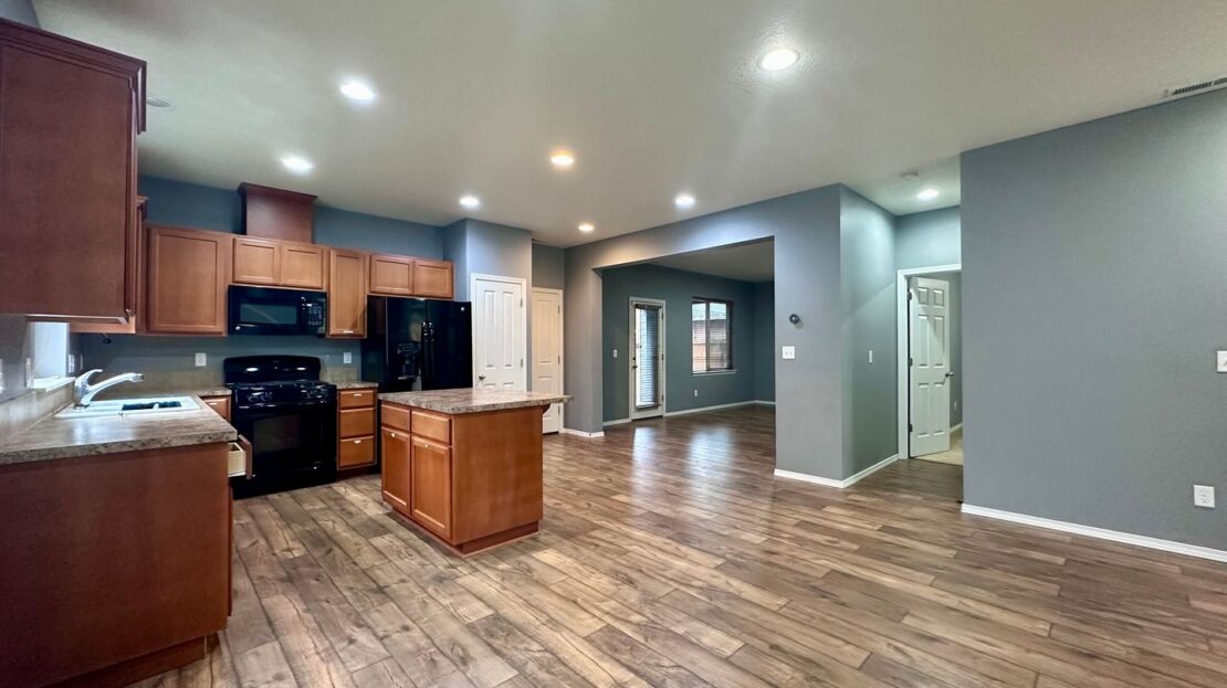 18885 Rose Rd.  - Oregon City - Oregon - 5 bed, 3 bath rental property