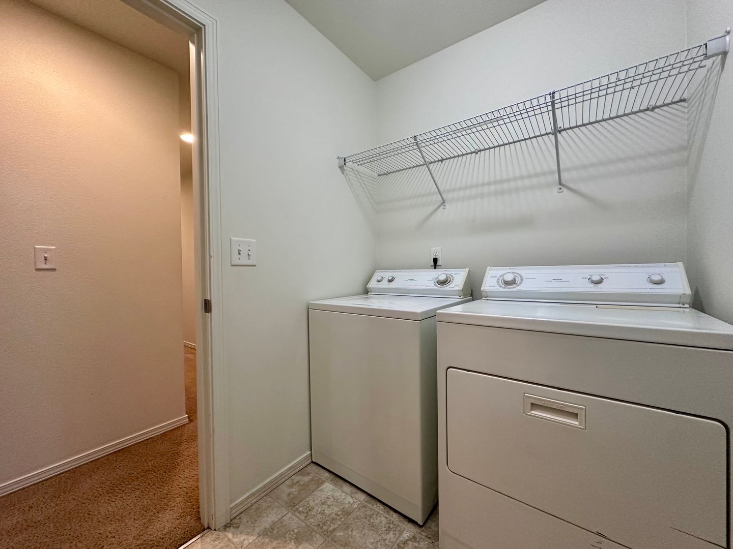 18885 Rose Rd.  - Oregon City - Oregon - 5 bed, 3 bath rental property