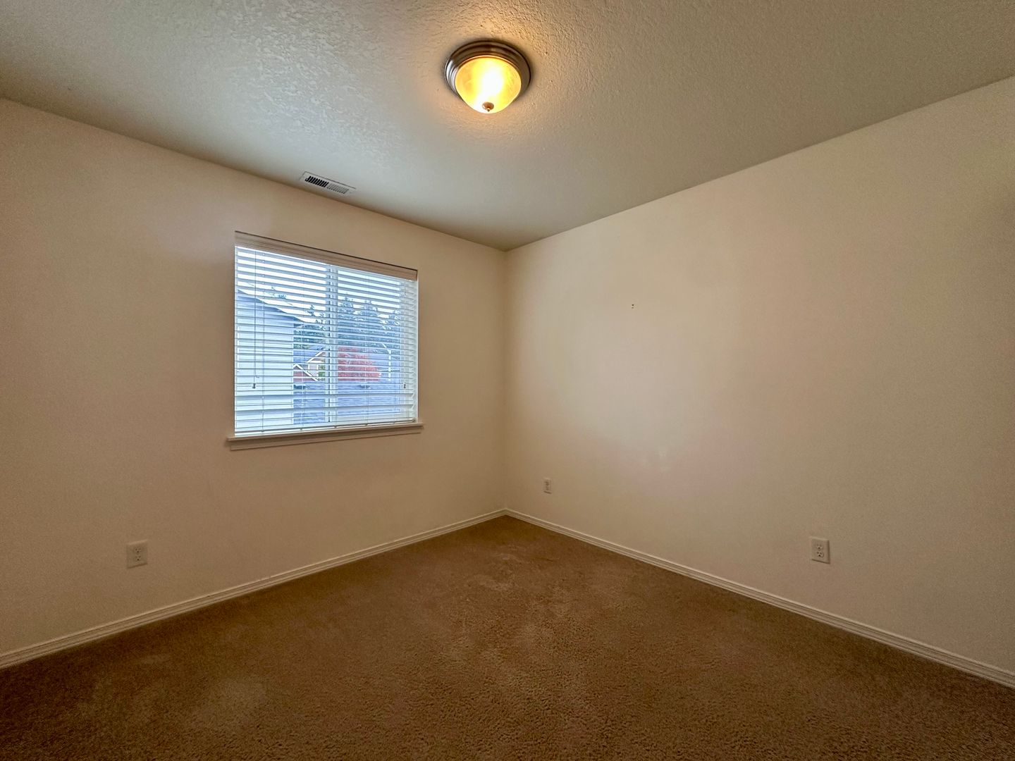 18885 Rose Rd.  - Oregon City - Oregon - 5 bed, 3 bath rental property