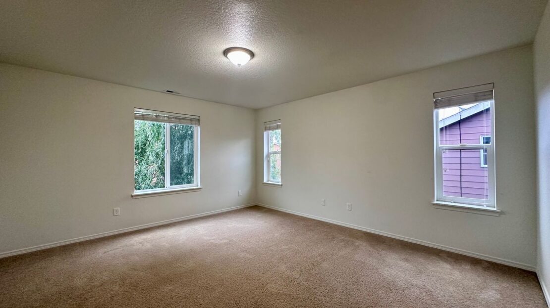 18885 Rose Rd.  - Oregon City - Oregon - 5 bed, 3 bath rental property