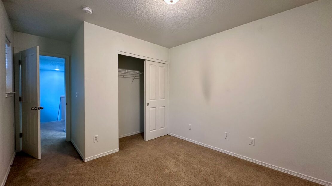 18885 Rose Rd.  - Oregon City - Oregon - 5 bed, 3 bath rental property