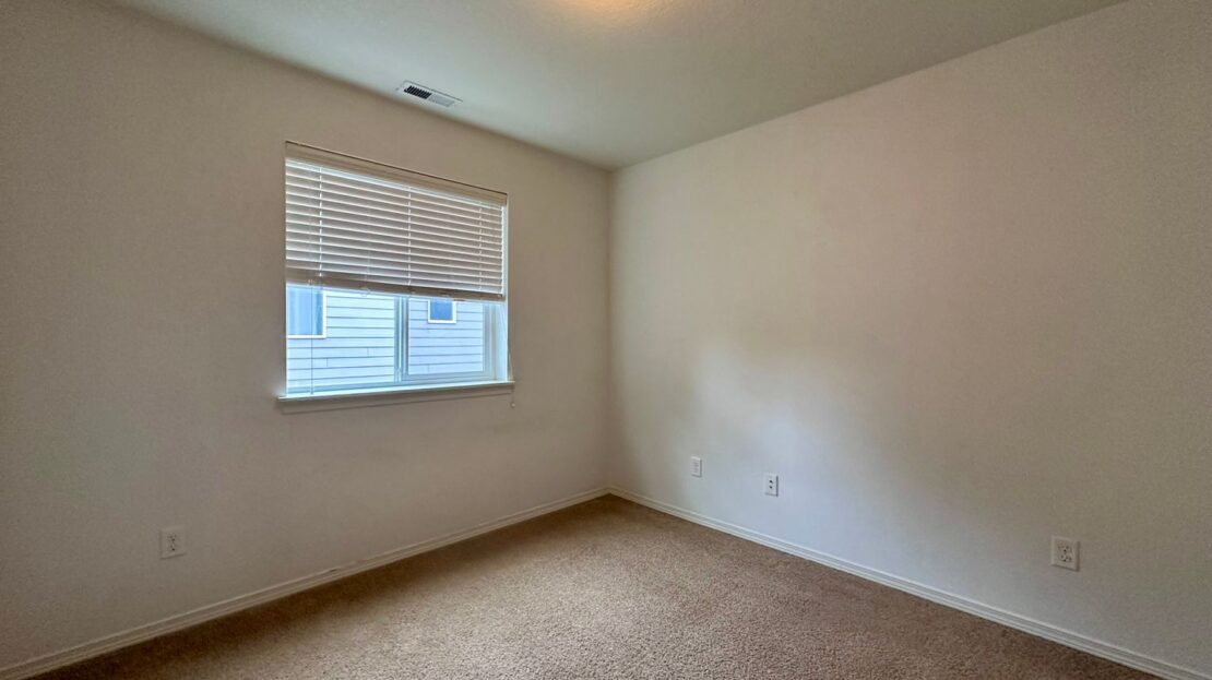 18885 Rose Rd.  - Oregon City - Oregon - 5 bed, 3 bath rental property