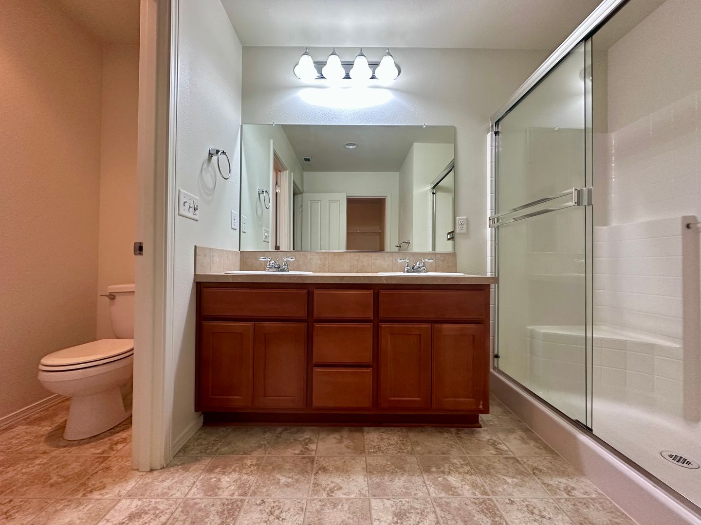 18885 Rose Rd.  - Oregon City - Oregon - 5 bed, 3 bath rental property