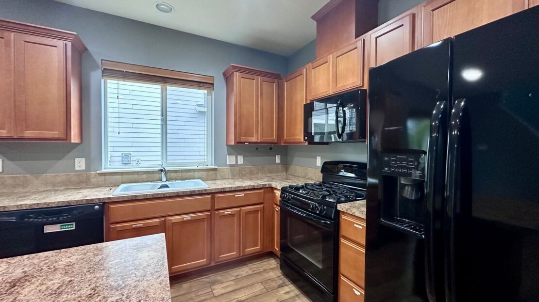 18885 Rose Rd.  - Oregon City - Oregon - 5 bed, 3 bath rental property