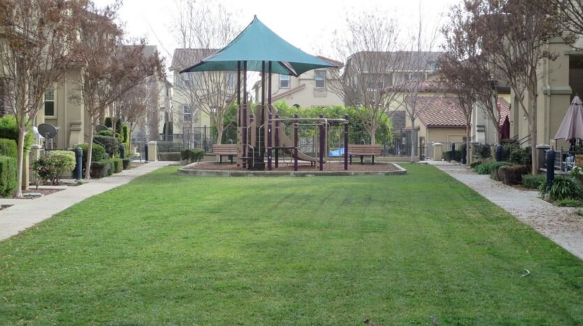 190 Alvarez Comm - Milpitas - California - 3 bed, 3 bath rental property