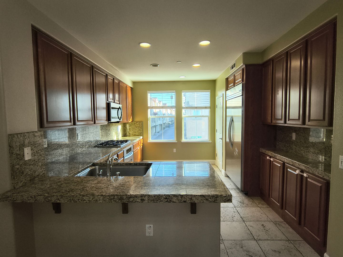 190 Alvarez Comm - Milpitas - California - 3 bed, 3 bath rental property