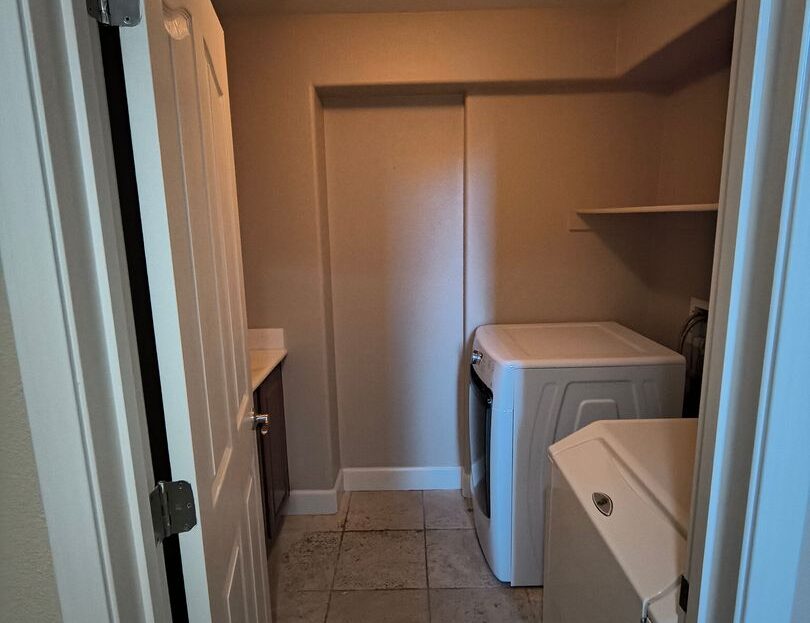 190 Alvarez Comm - Milpitas - California - 3 bed, 3 bath rental property