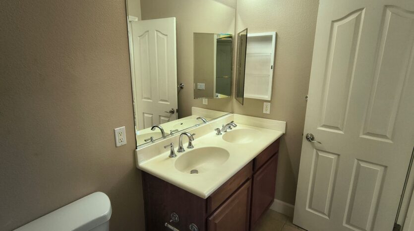 190 Alvarez Comm - Milpitas - California - 3 bed, 3 bath rental property
