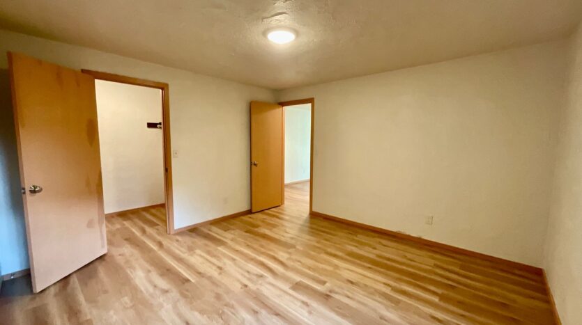 1907 37th St - Everett - Washington - 1 bed, 1 bath rental property