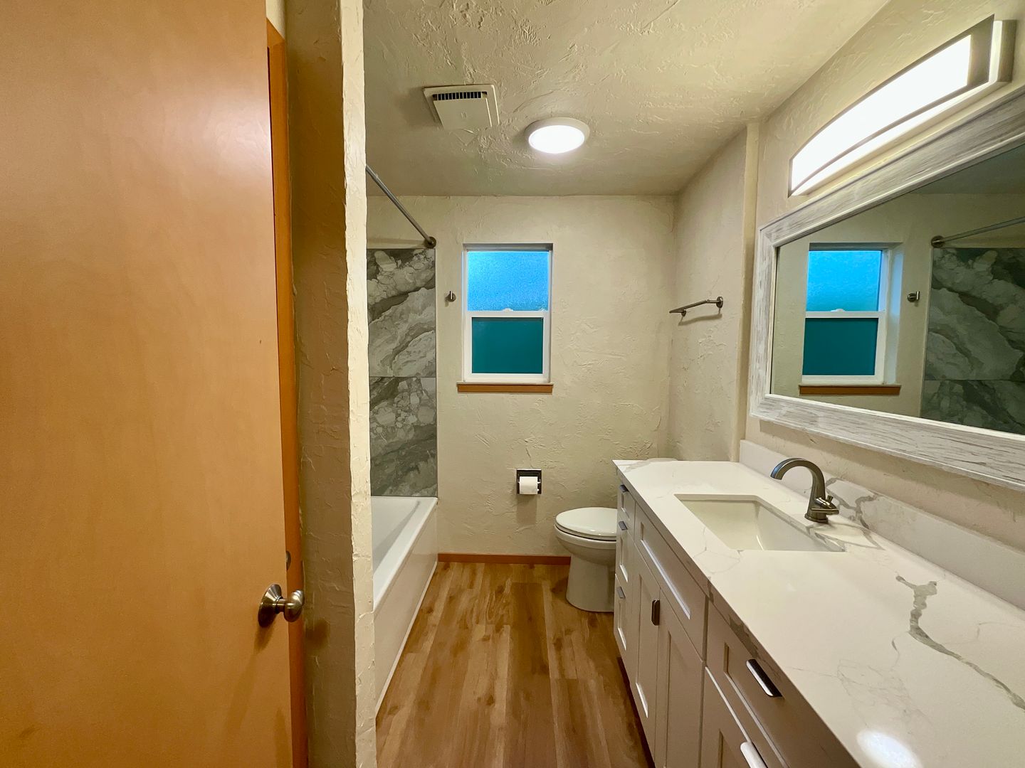 1907 37th St - Everett - Washington - 1 bed, 1 bath rental property