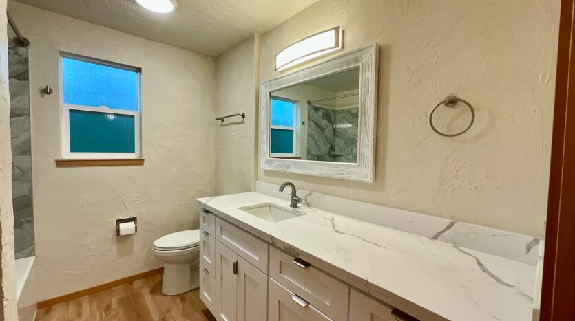 1907 37th St - Everett - Washington - 1 bed, 1 bath rental property