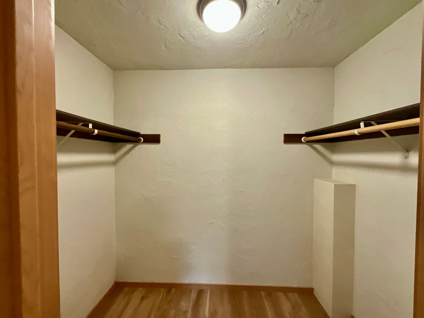 1907 37th St - Everett - Washington - 1 bed, 1 bath rental property