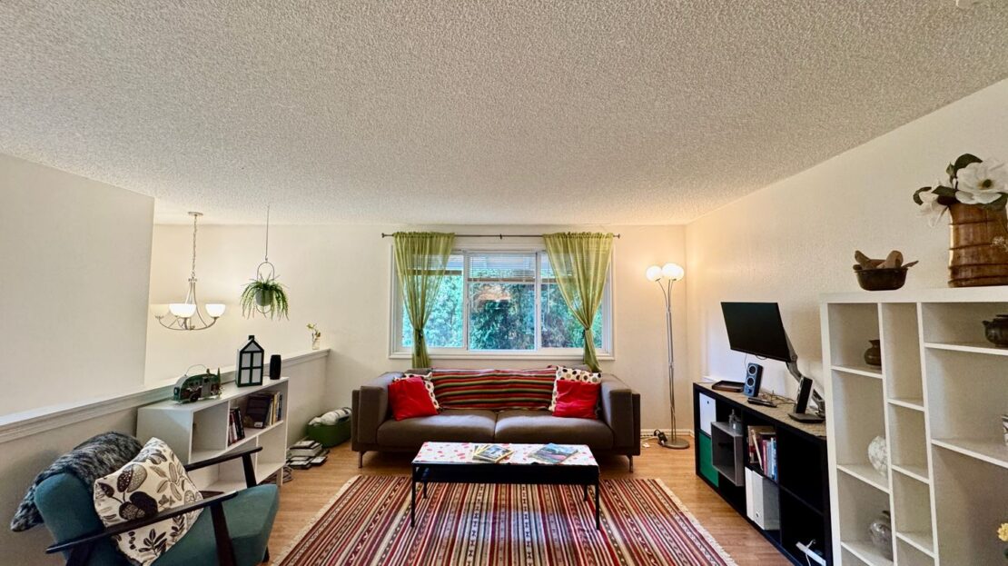 19422 141st Ave SE - Renton - Washington - 4 bed, 2 bath rental property