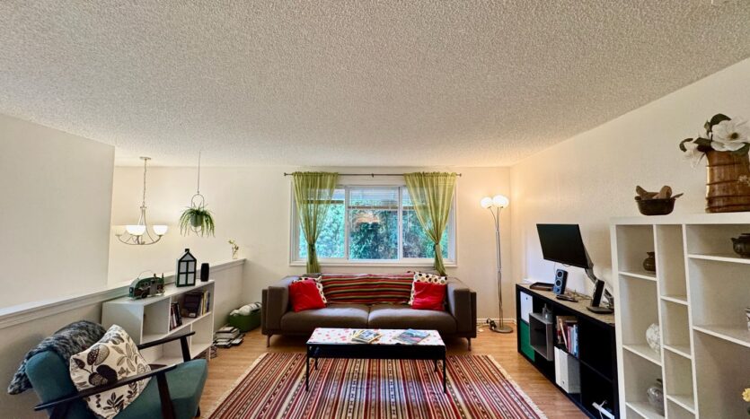 19422 141st Ave SE - Renton - Washington - 4 bed, 2 bath rental property