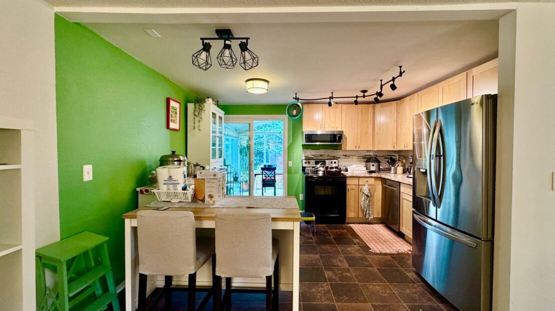 19422 141st Ave SE - Renton - Washington - 4 bed, 2 bath rental property