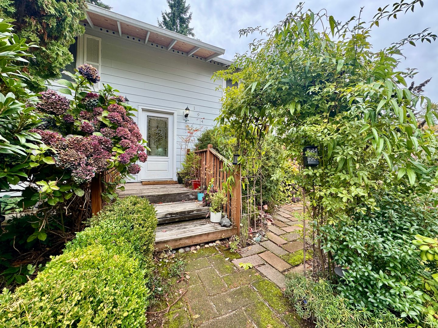 19422 141st Ave SE - Renton - Washington - 4 bed, 2 bath rental property