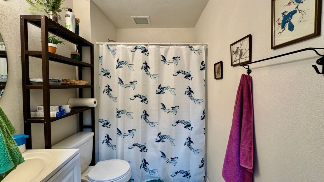 19422 141st Ave SE - Renton - Washington - 4 bed, 2 bath rental property