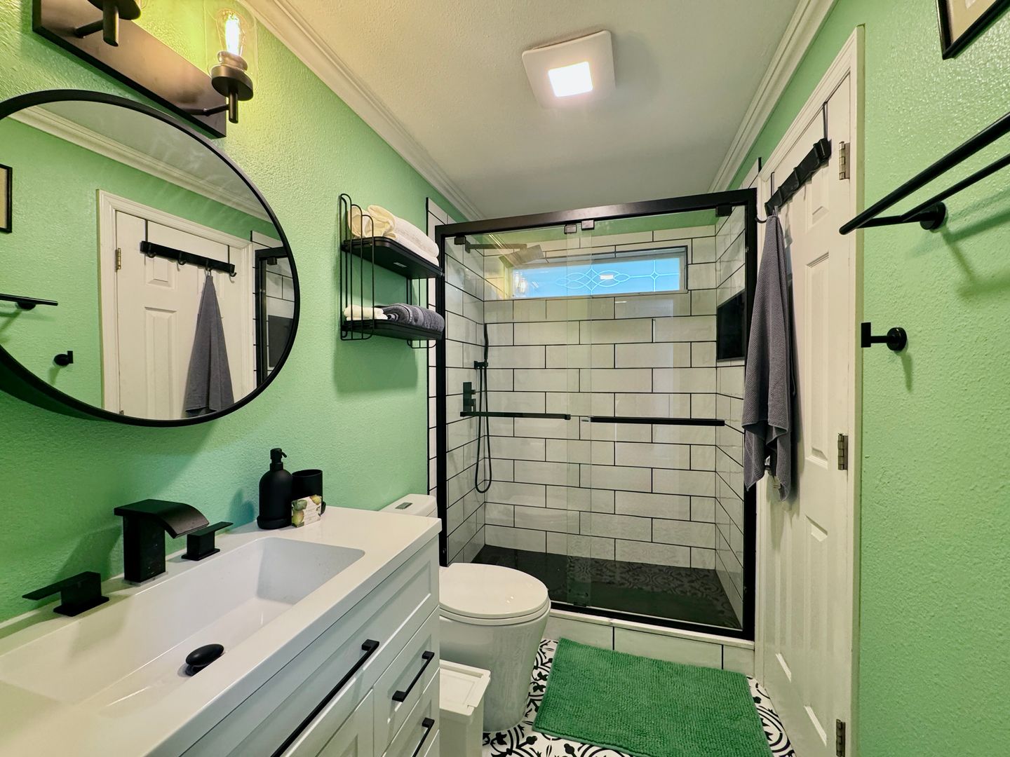 19422 141st Ave SE - Renton - Washington - 4 bed, 2 bath rental property