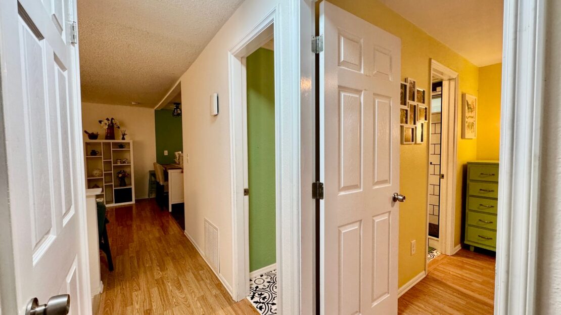 19422 141st Ave SE - Renton - Washington - 4 bed, 2 bath rental property