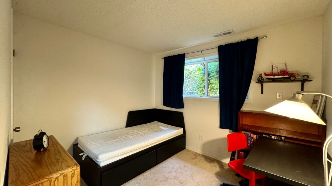 19422 141st Ave SE - Renton - Washington - 4 bed, 2 bath rental property