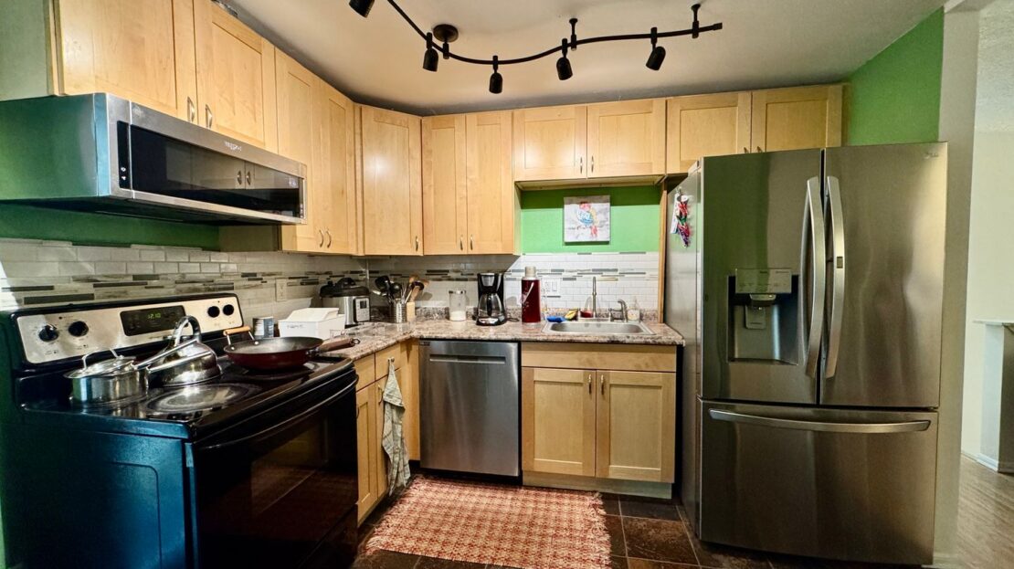 19422 141st Ave SE - Renton - Washington - 4 bed, 2 bath rental property