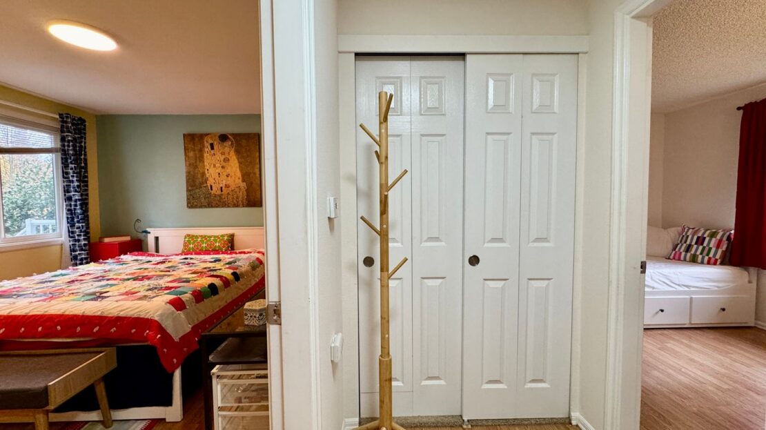 19422 141st Ave SE - Renton - Washington - 4 bed, 2 bath rental property