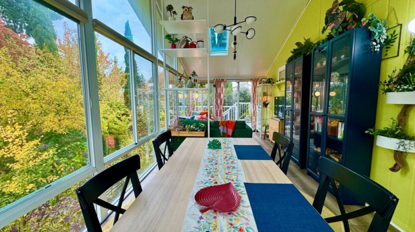 19422 141st Ave SE - Renton - Washington - 4 bed, 2 bath rental property