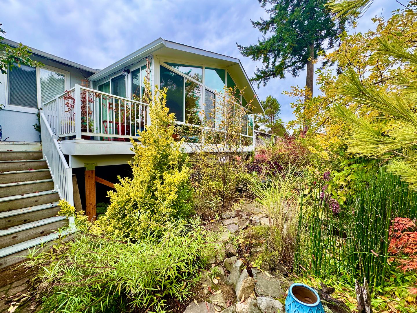 19422 141st Ave SE - Renton - Washington - 4 bed, 2 bath rental property