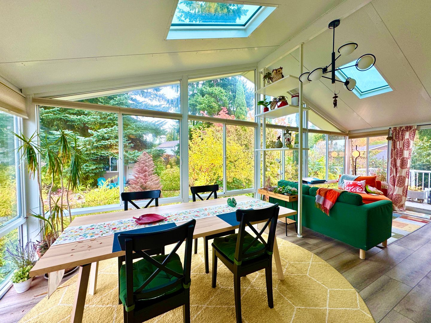 19422 141st Ave SE - Renton - Washington - 4 bed, 2 bath rental property