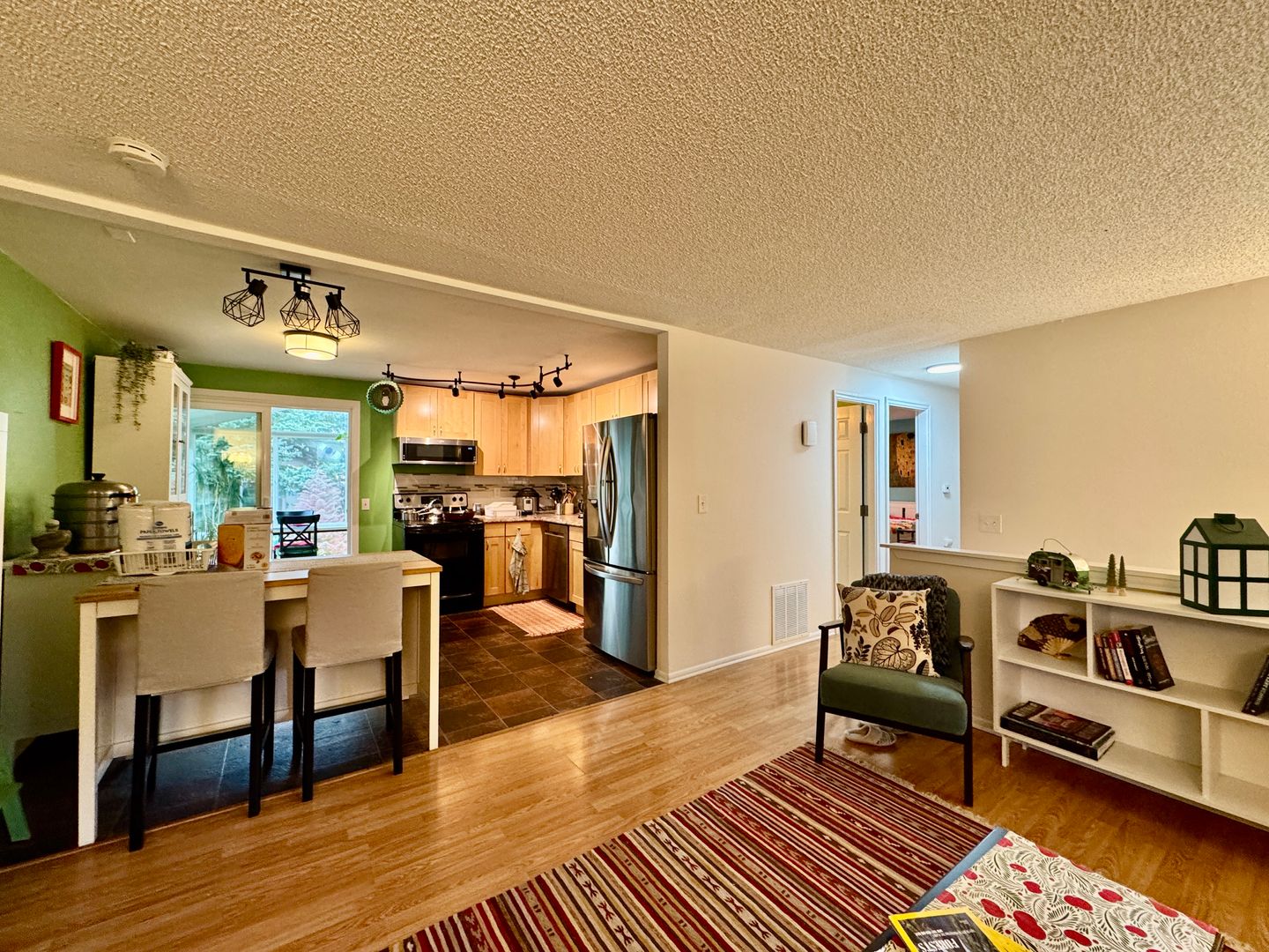 19422 141st Ave SE - Renton - Washington - 4 bed, 2 bath rental property