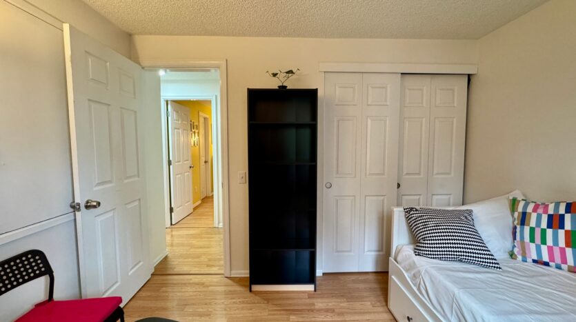 19422 141st Ave SE - Renton - Washington - 4 bed, 2 bath rental property