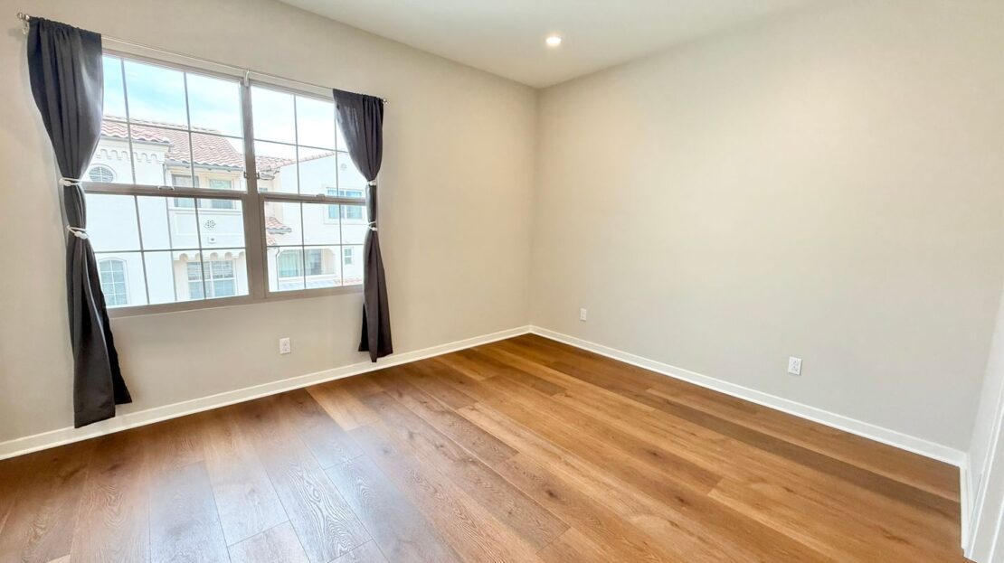 197 Elkhorn - Irvine - California - 3 bed, 3.5 bath rental property