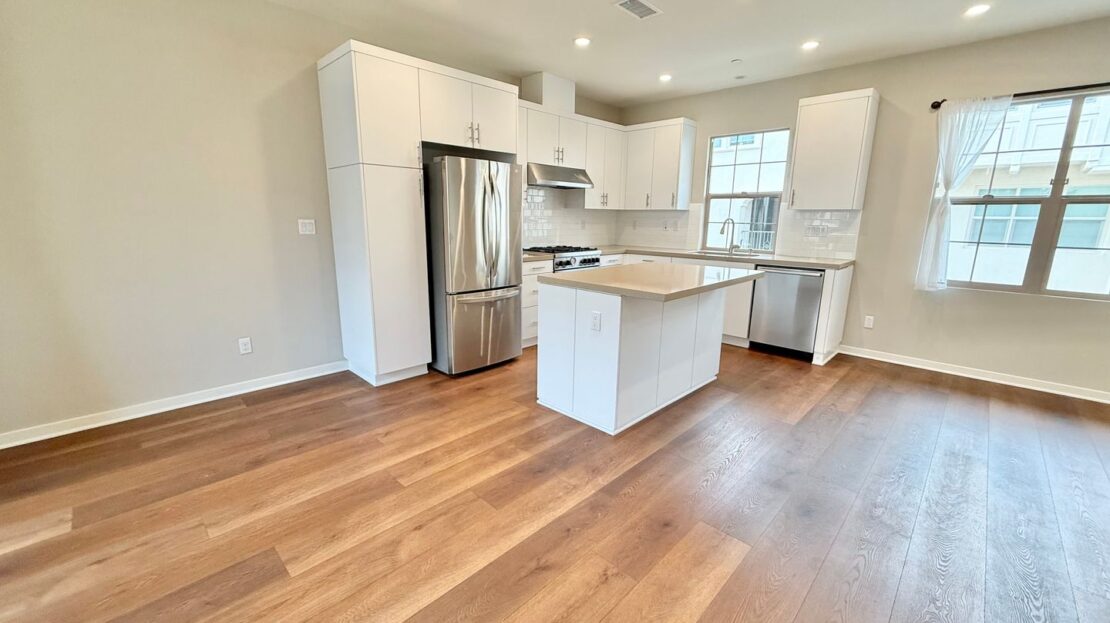 197 Elkhorn - Irvine - California - 3 bed, 3.5 bath rental property