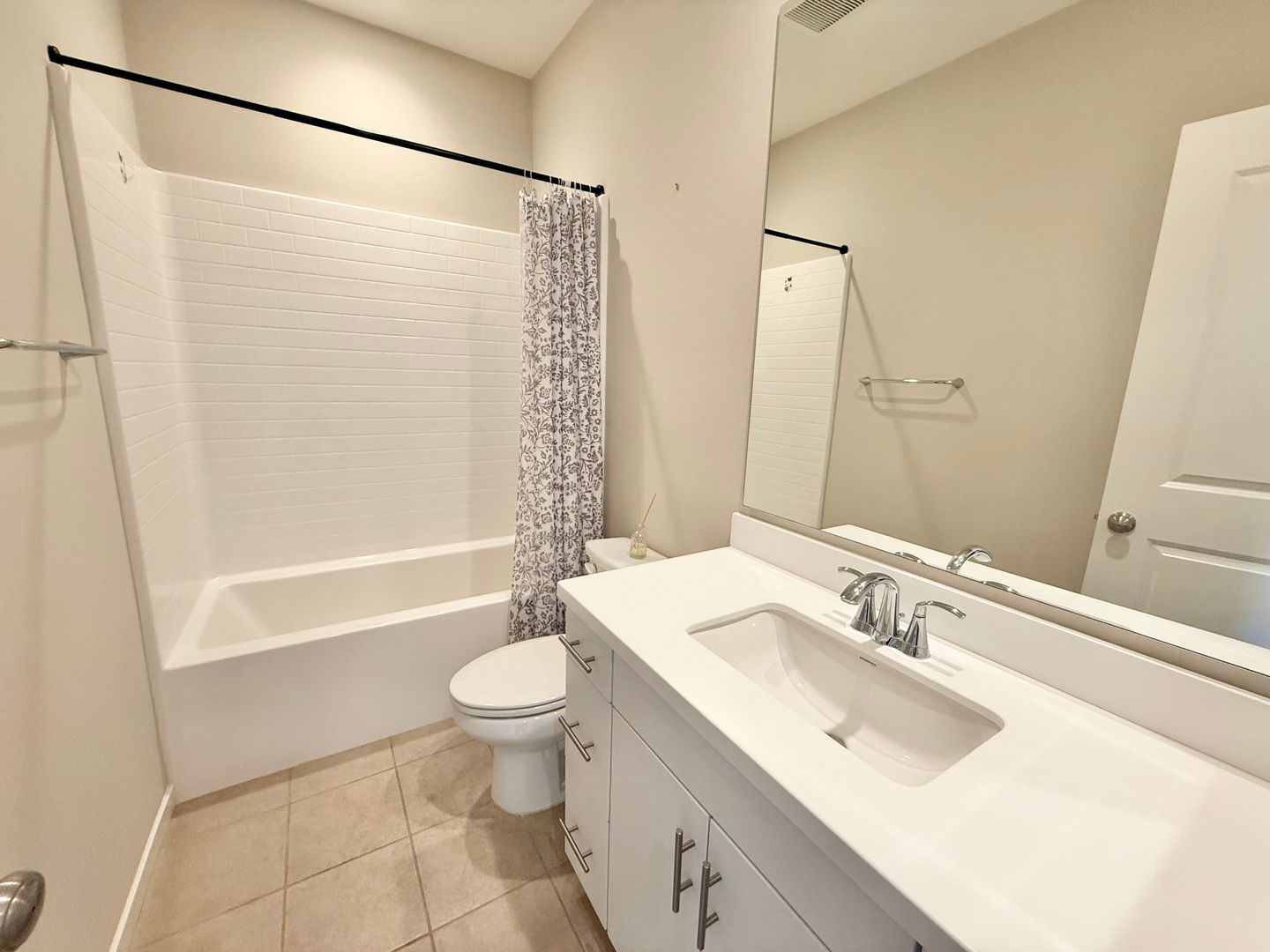 197 Elkhorn - Irvine - California - 3 bed, 3.5 bath rental property