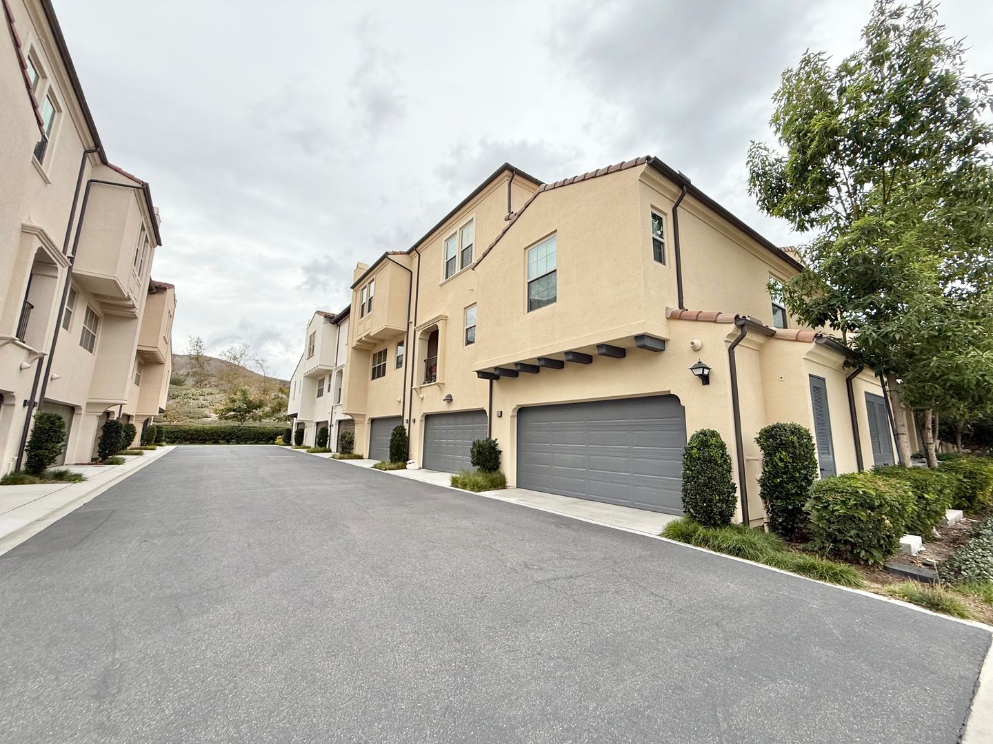 197 Elkhorn - Irvine - California - 3 bed, 3.5 bath rental property