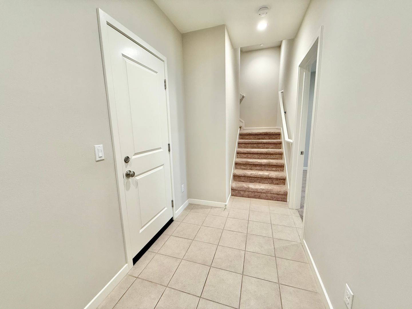 197 Elkhorn - Irvine - California - 3 bed, 3.5 bath rental property