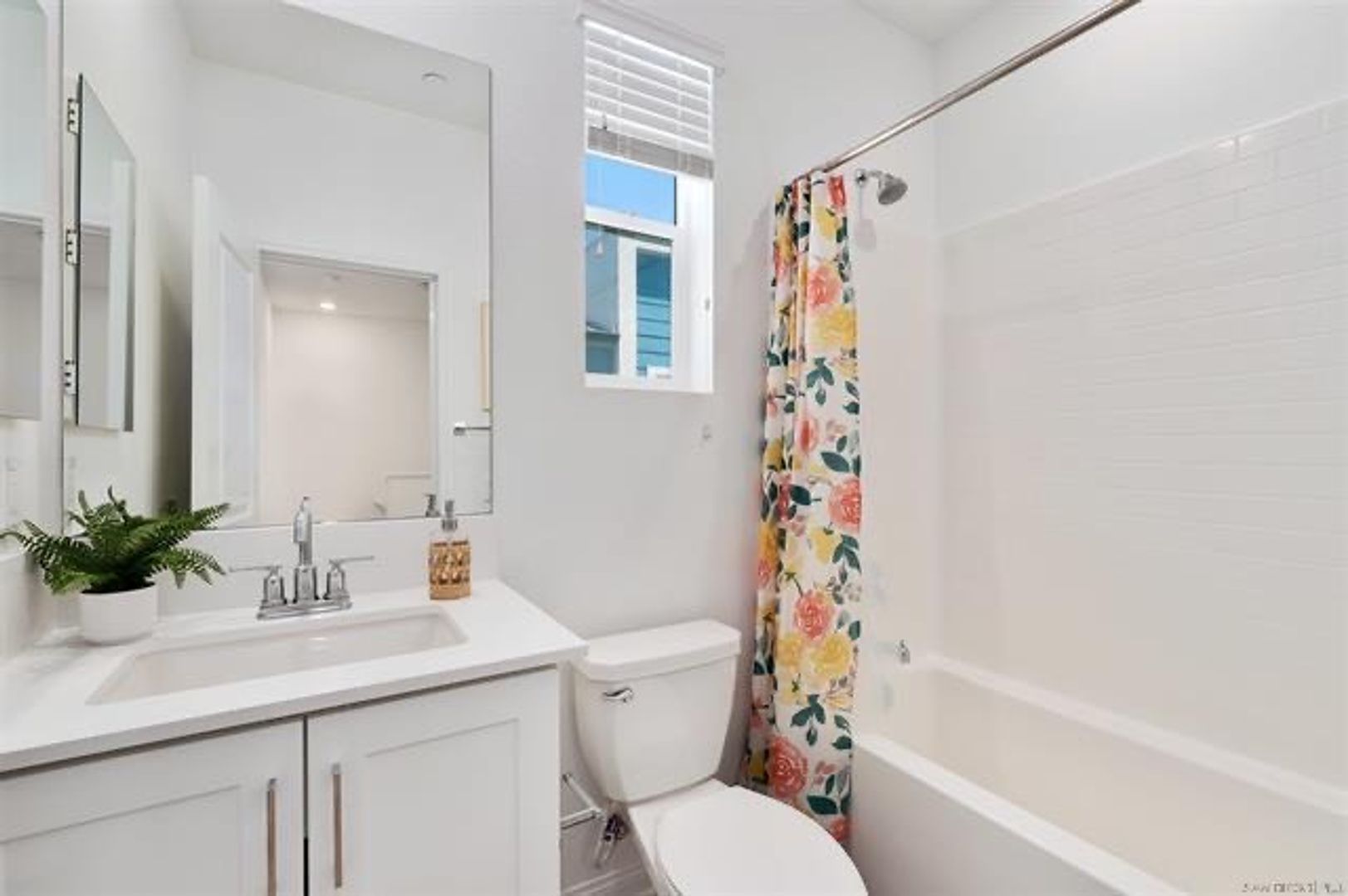 1982 Affinity Lane - Chula Vista - California - 4 bed, 3.5 bath rental property