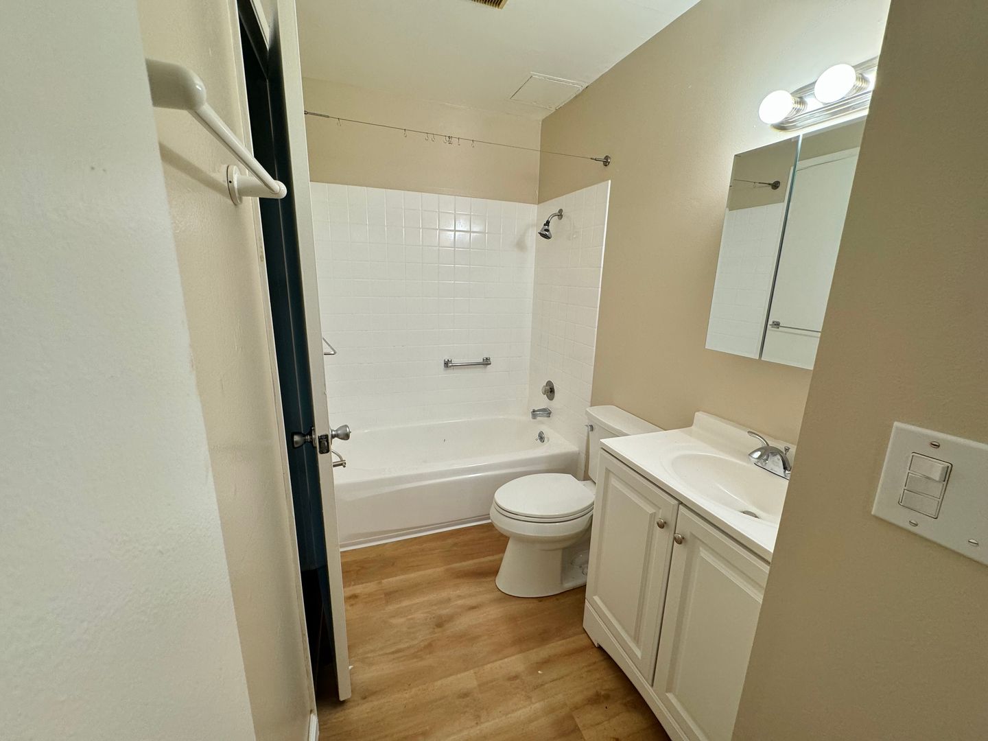 2 Anchor Drive #389 - Emeryville - California - 1 bath rental property