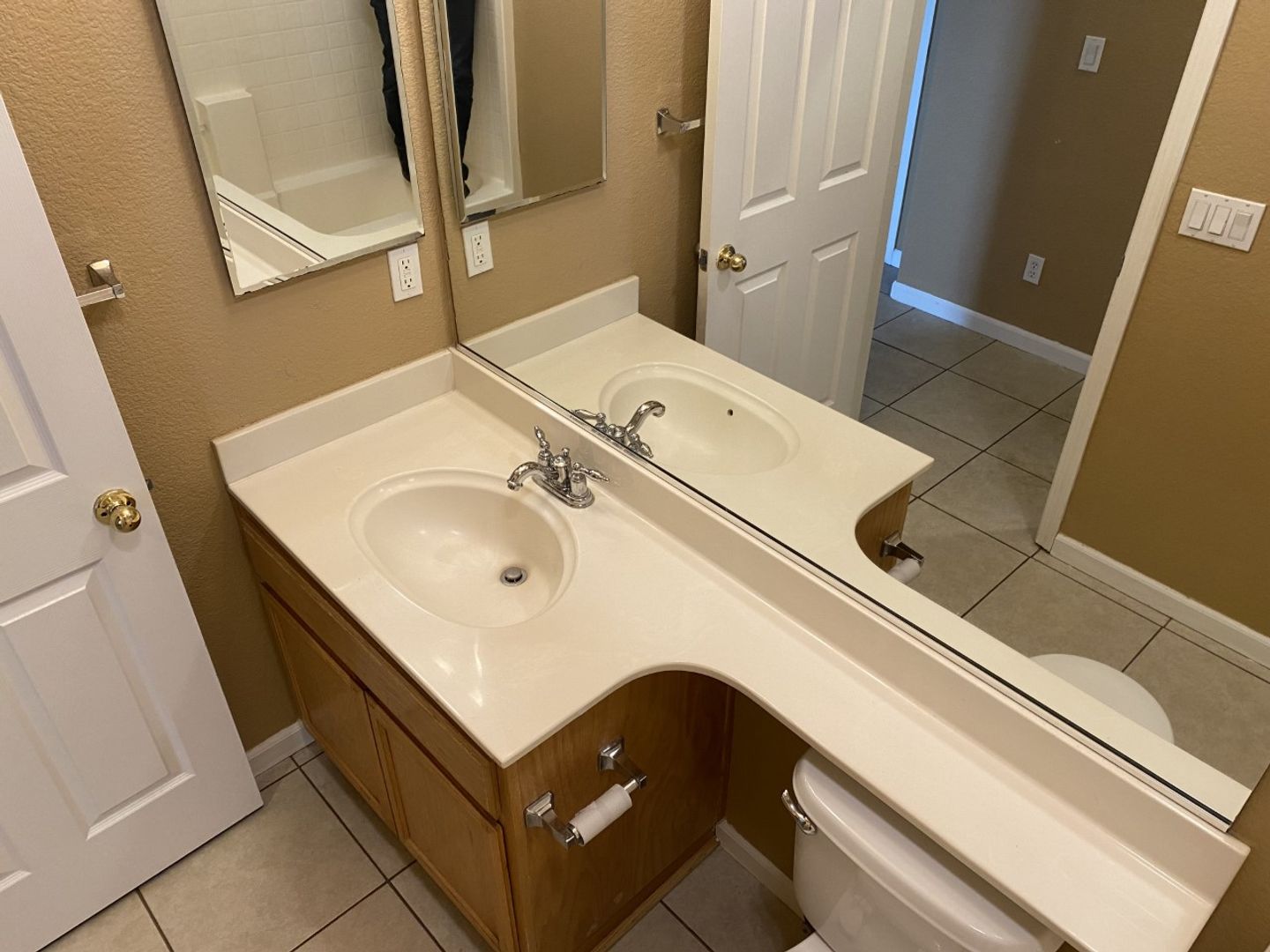 2108 Oak Branch Dr. - Stockton - California - 3 bed, 2 bath rental property