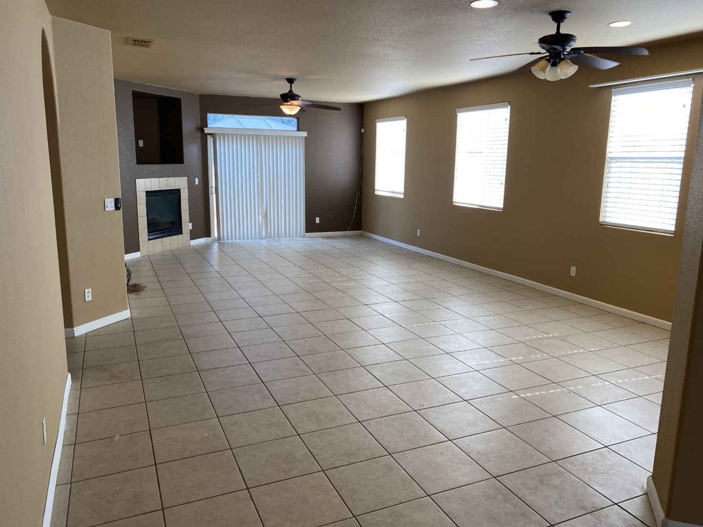 2108 Oak Branch Dr. - Stockton - California - 3 bed, 2 bath rental property