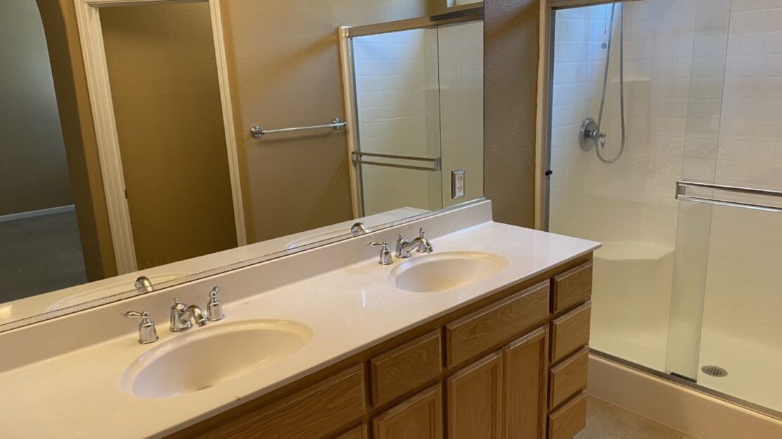 2108 Oak Branch Dr. - Stockton - California - 3 bed, 2 bath rental property