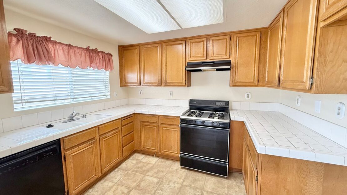 21155 Gladiolos Way - Lake Forest - California - 1 bed, 1 bath rental property