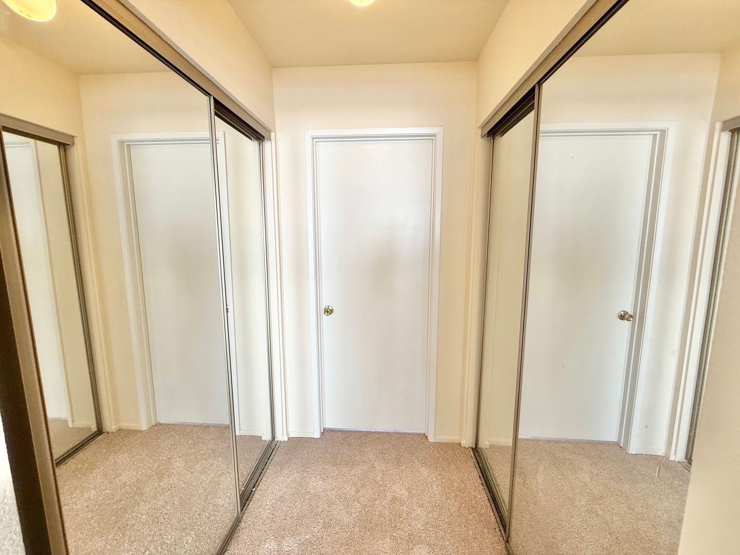 21155 Gladiolos Way - Lake Forest - California - 1 bed, 1 bath rental property