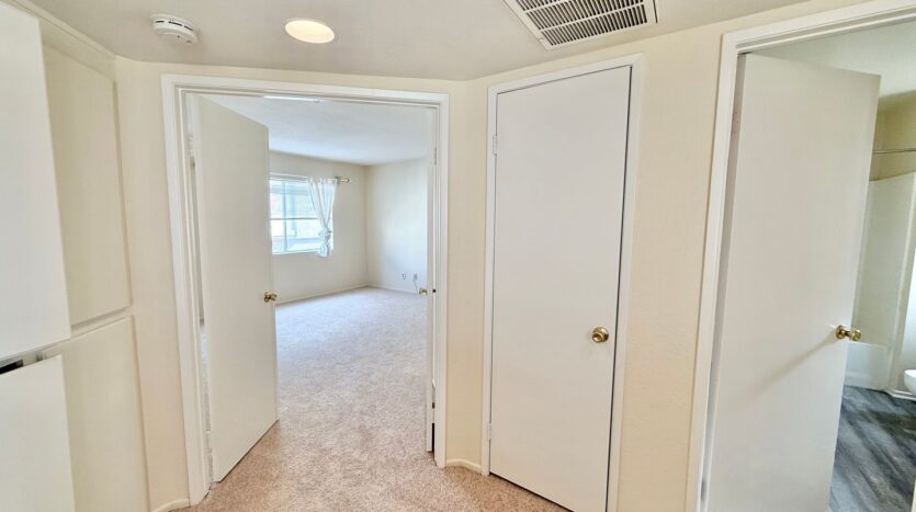 21155 Gladiolos Way - Lake Forest - California - 1 bed, 1 bath rental property