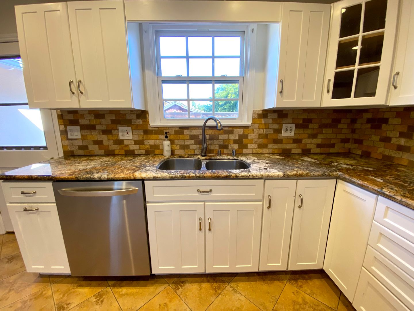 22122 Independencia Street - Los Angeles - California - 3 bed, 2 bath rental property