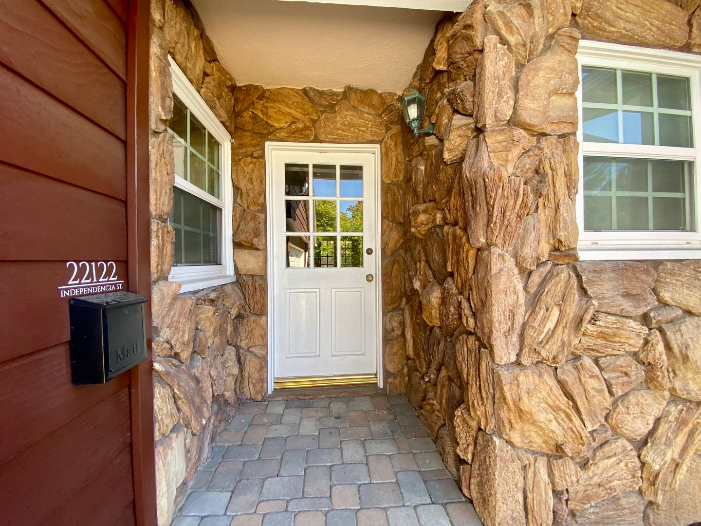 22122 Independencia Street - Los Angeles - California - 3 bed, 2 bath rental property