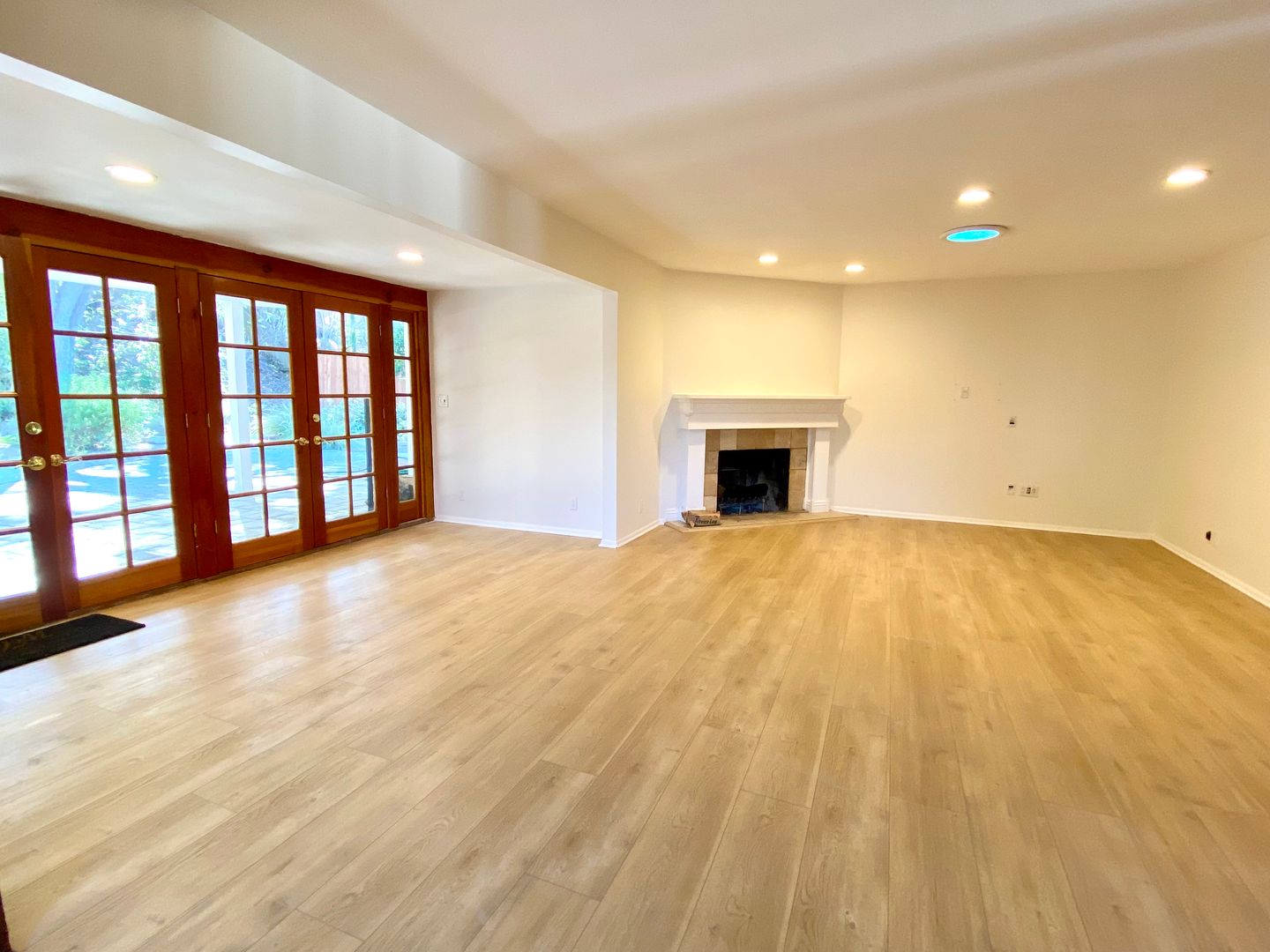 22122 Independencia Street - Los Angeles - California - 3 bed, 2 bath rental property