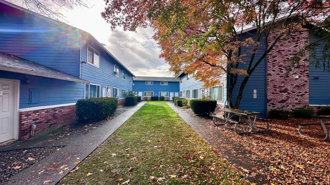 22900 NE Halsey St. - #02 - Fairview - Oregon - 2 bed, 1.5 bath rental property