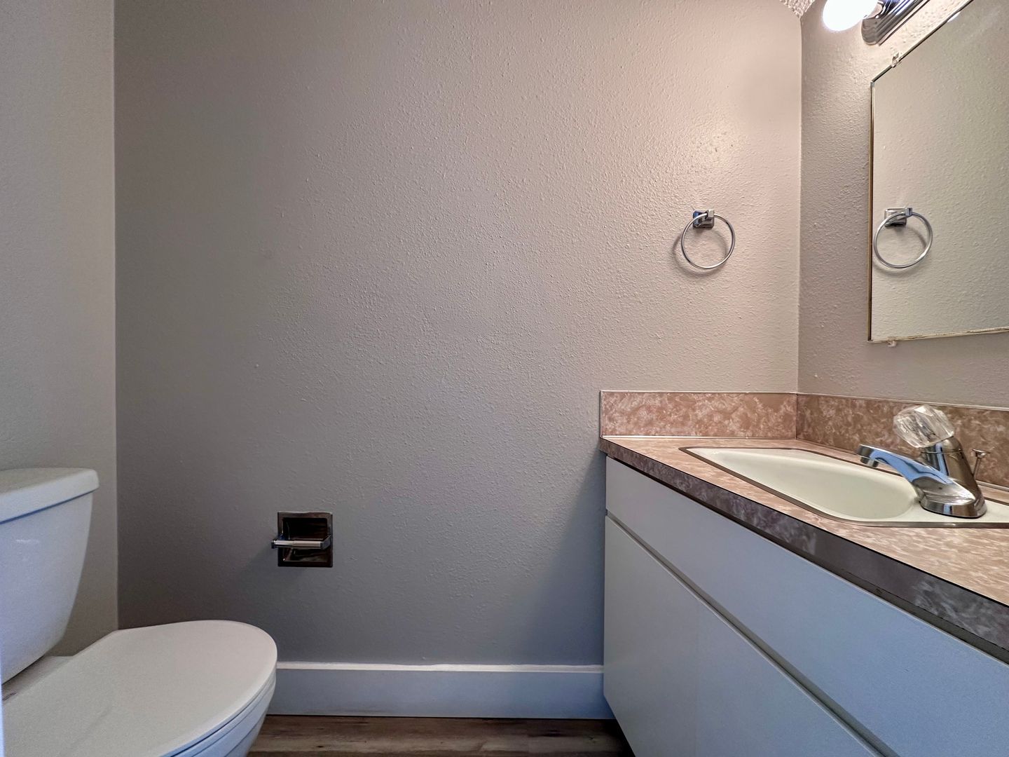 22900 NE Halsey St. - #02 - Fairview - Oregon - 2 bed, 1.5 bath rental property